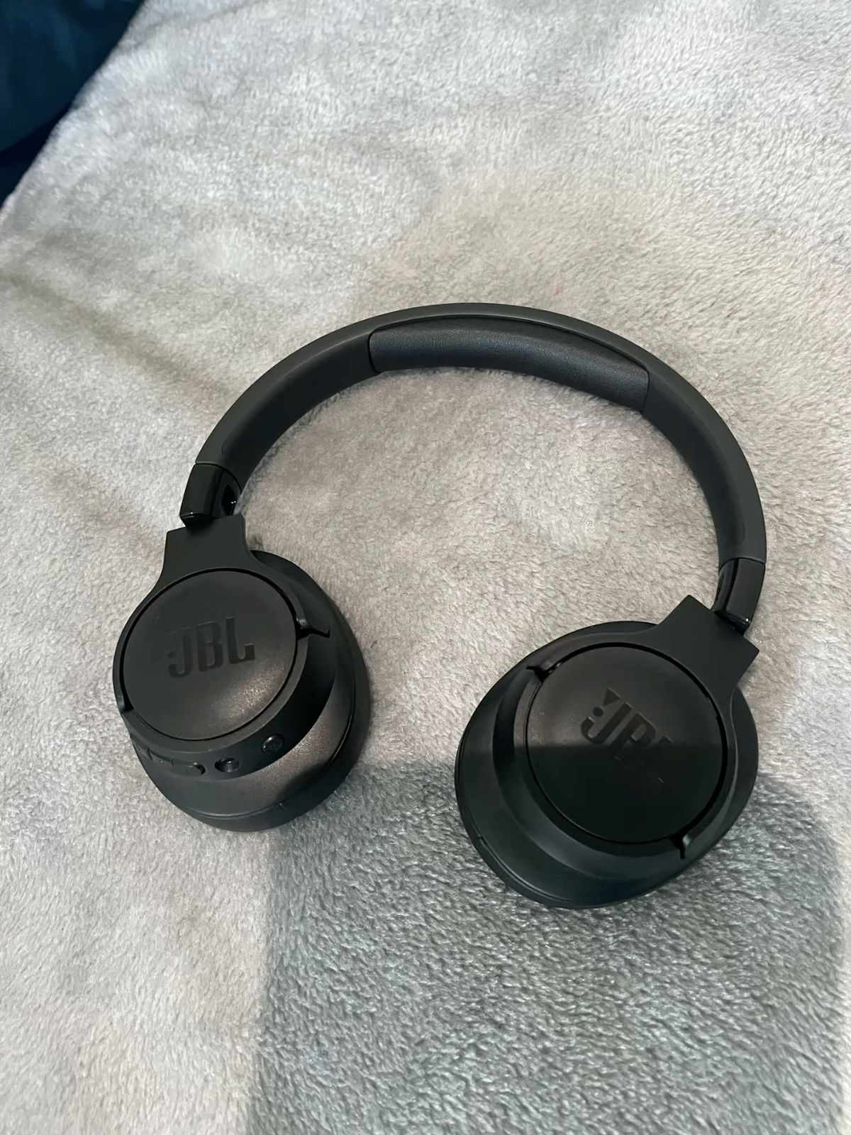 Jbl tune 710bt black — фото 2