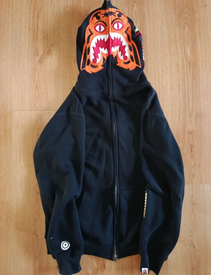 Зипка Bape x Taiger
